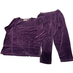 Chaus Woman Purple Velour Lounge Set Size L Top and Pants Sleepwear Loungewear